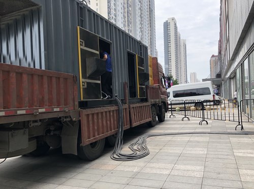 普格柴油发电机空气滤清器在不同季节的更换周期是否有差异？