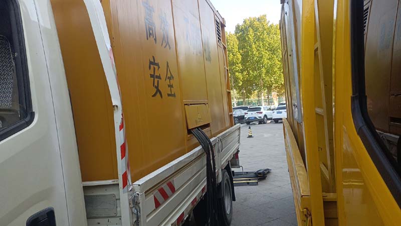 普格如何判断柴油发电机组和UPS电源的切换时间是否符合要求？